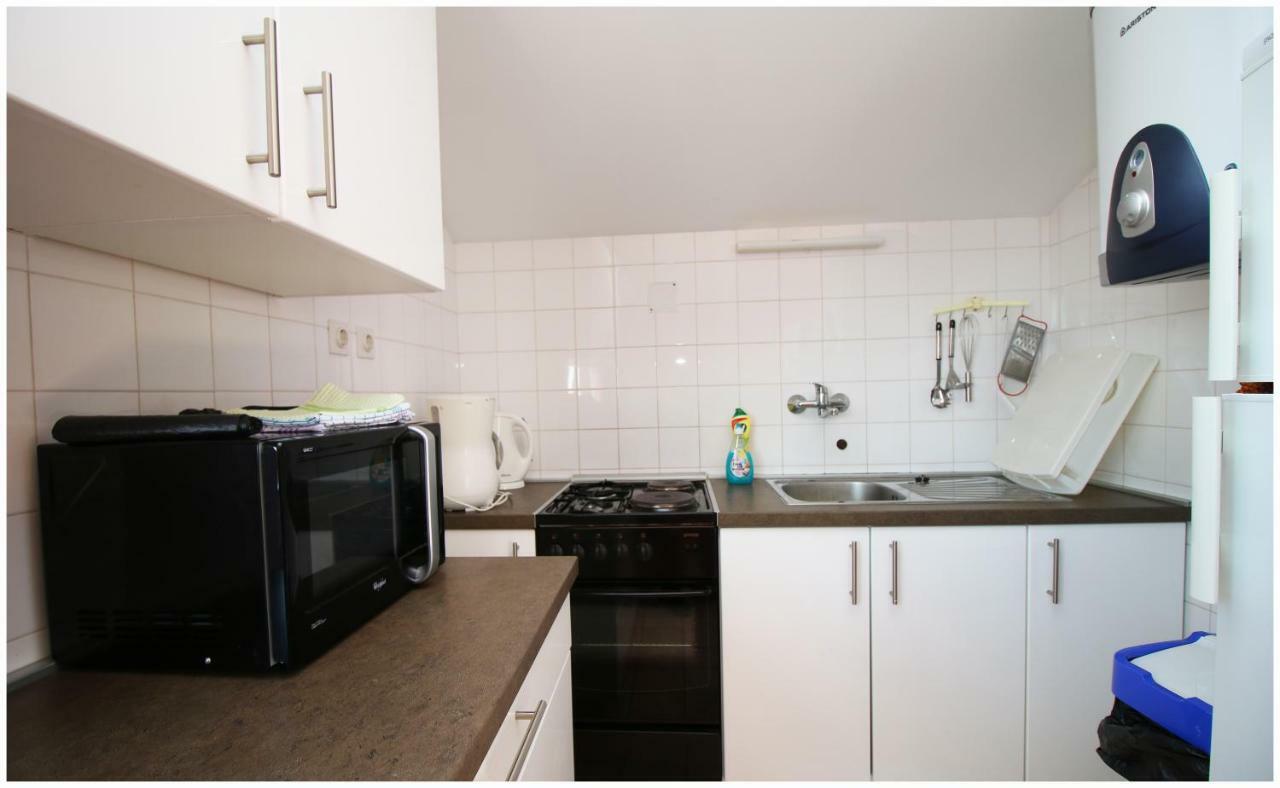 Apartments Ivan Perkov Tomas Bilo Primošten Esterno foto